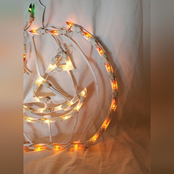 Lighted Halloween Pumpkin Window Wall Mounted Vintage 2001 Impact Plastics - Picture 4 of 6